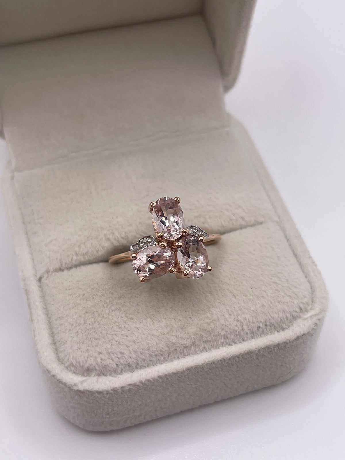 9ct rose gold morganite and diamond ring