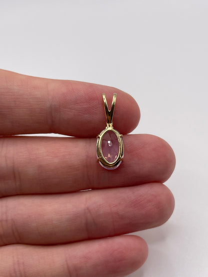 9ct gold quartz pendant