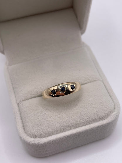 9ct gold sapphire gypsy ring