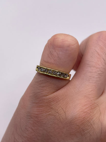 18ct gold 33 point diamond ring