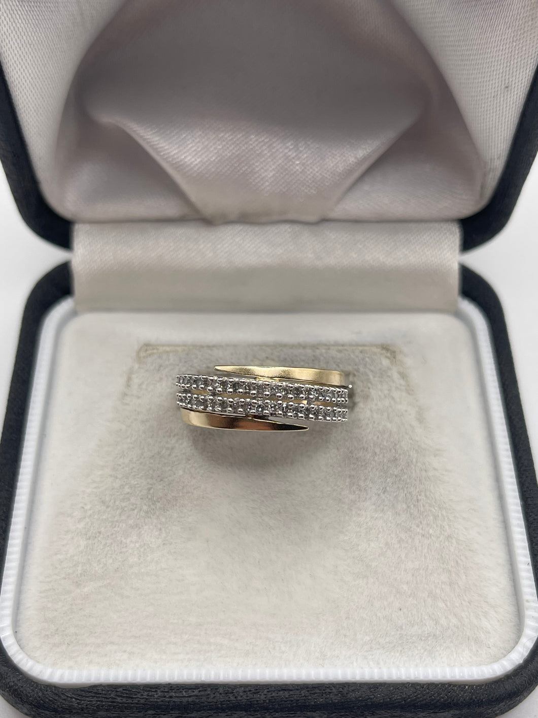 9ct two tone gold diamond cluster ring