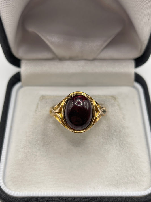 15ct rose gold cabochon garnet ring