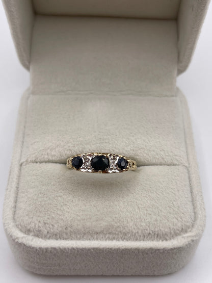 9ct gold sapphire ring