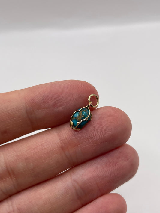 Antique 9ct gold turquoise pendant