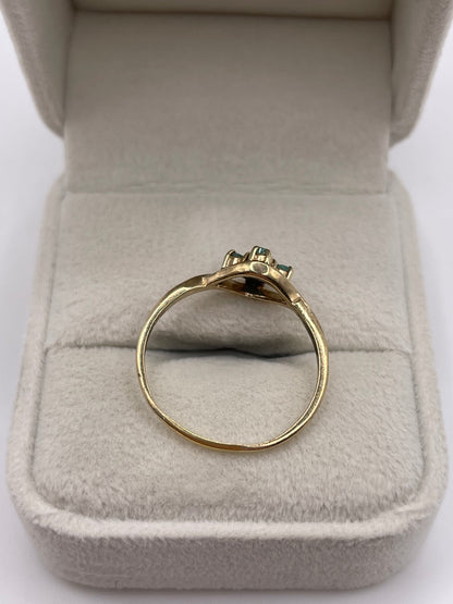 9ct gold emerald cluster ring
