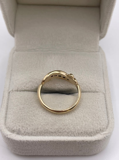 9ct gold emerald and diamond ring