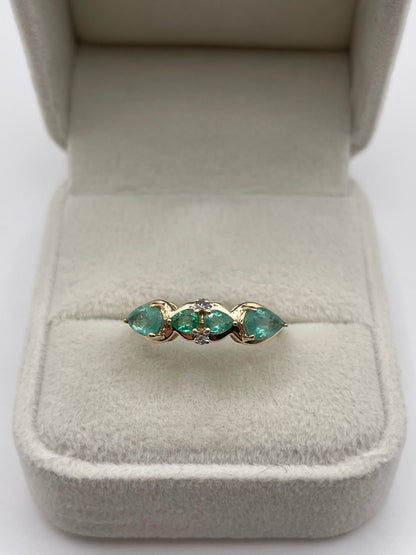 9ct gold emerald and diamond ring