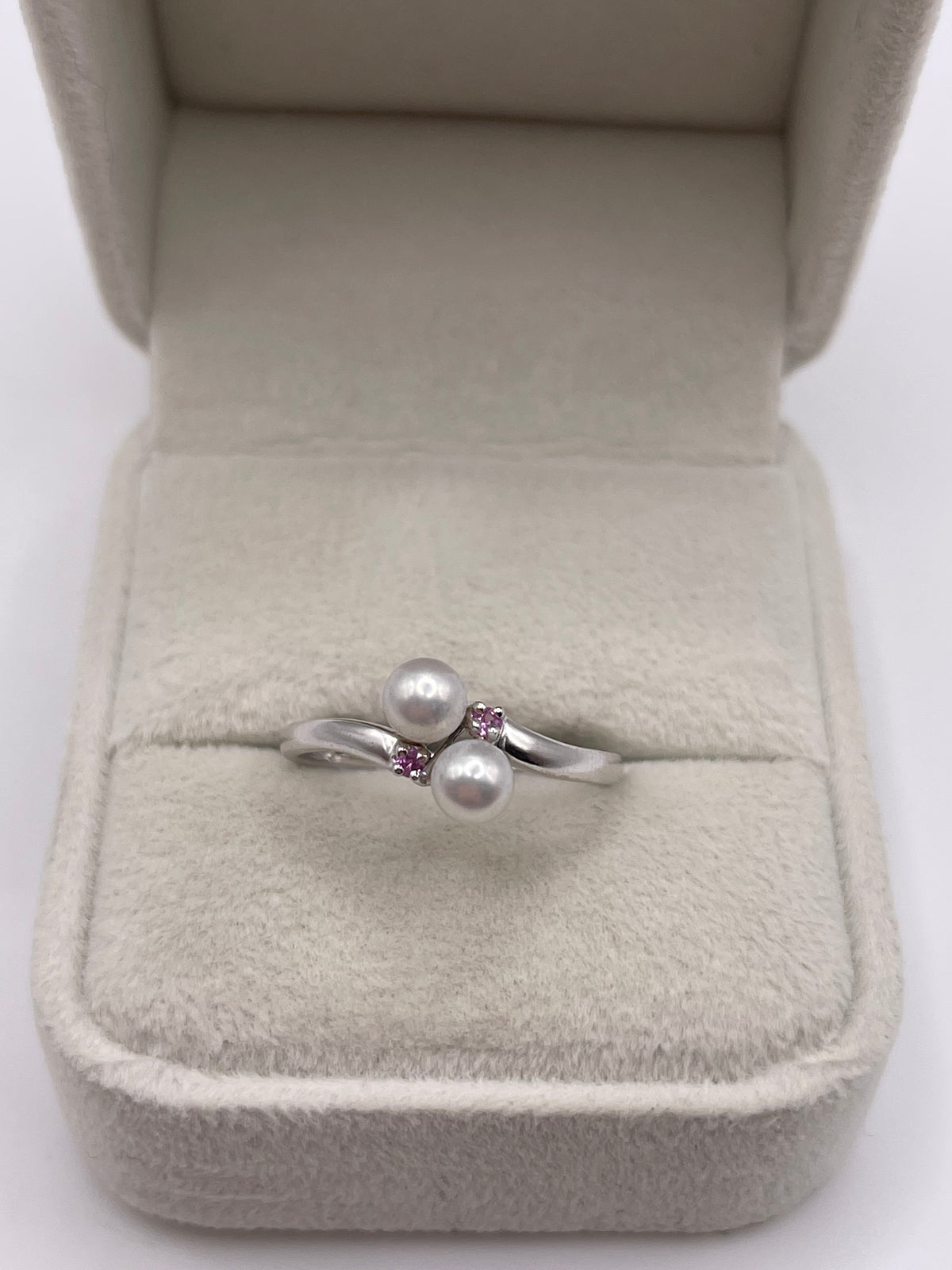 9ct white gold pink sapphire and pearl ring