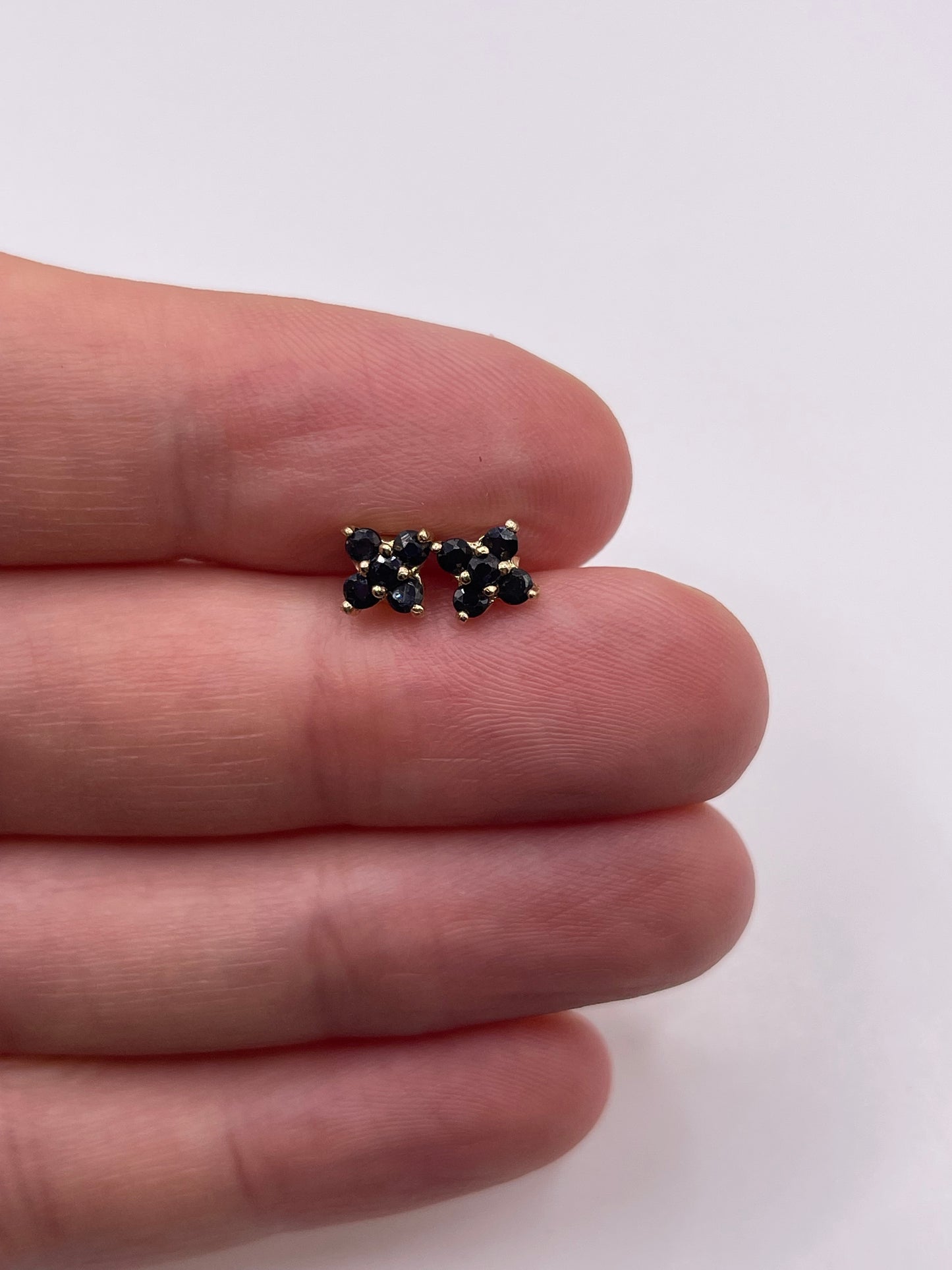 9ct gold sapphire earrings