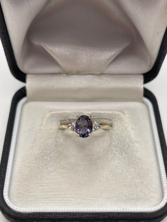 9ct gold iolite and zircon ring