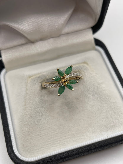 9ct gold emerald and diamond ring