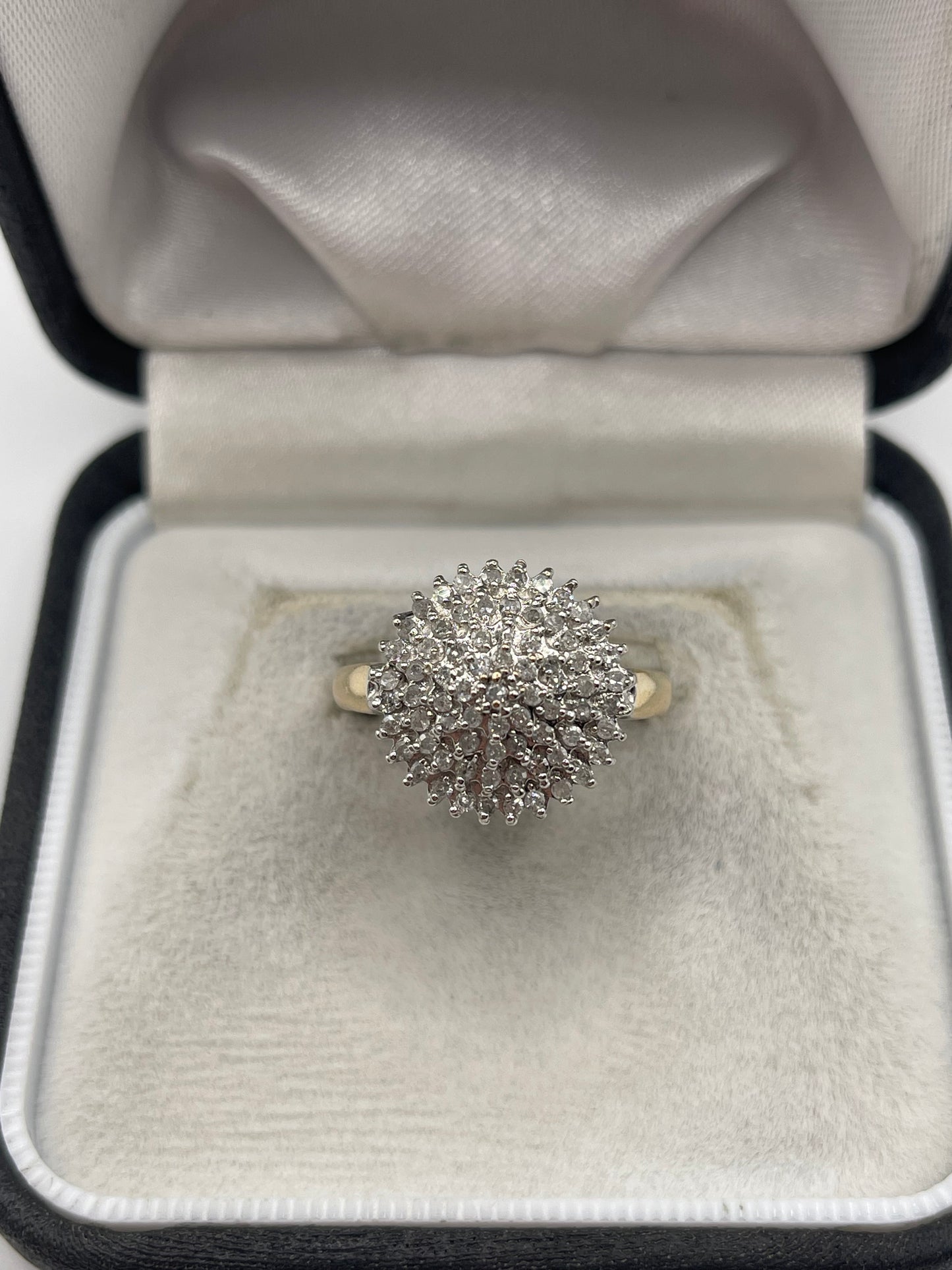 9ct gold diamond cluster ring