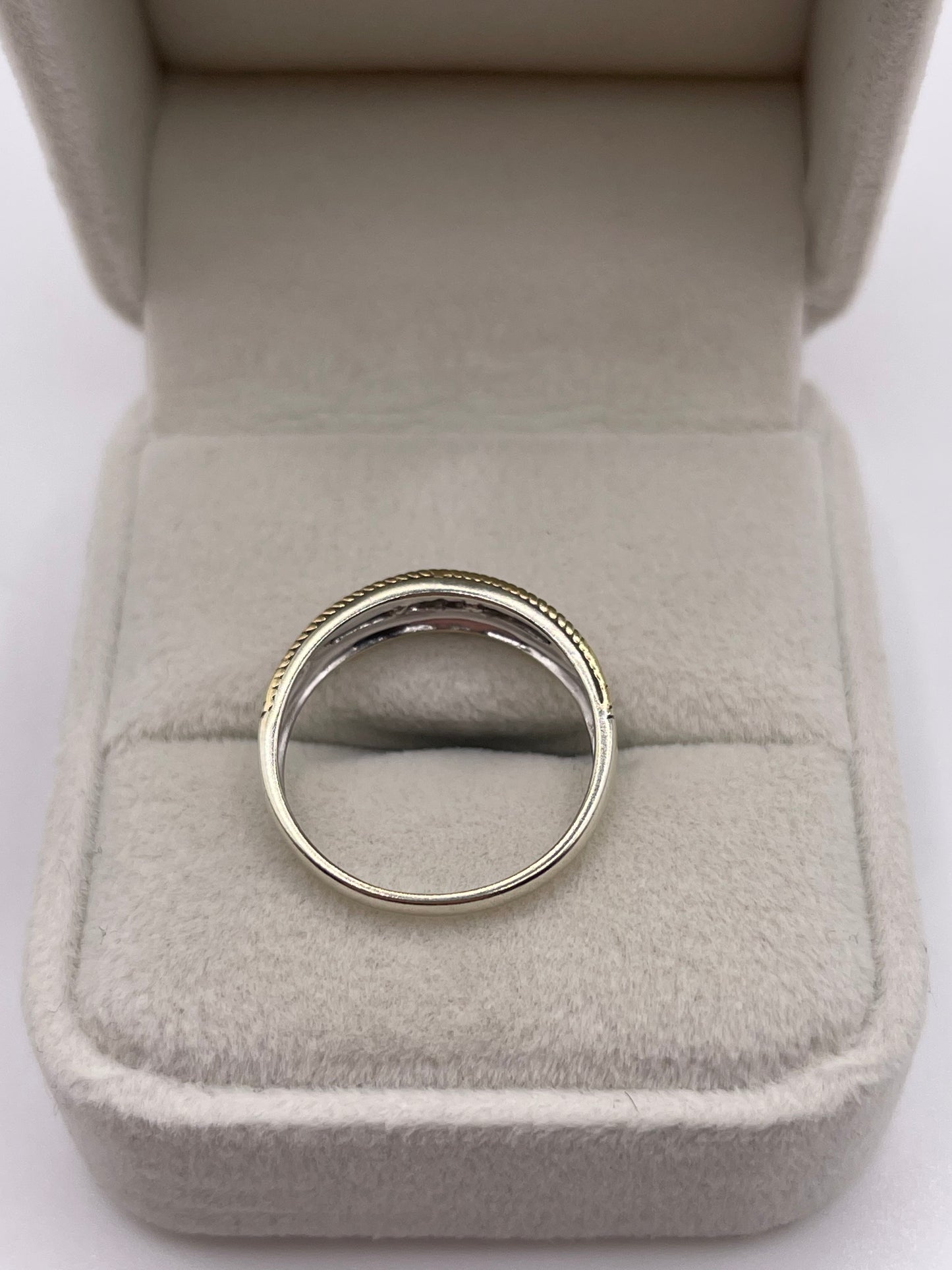 9ct two tone gold diamond ring