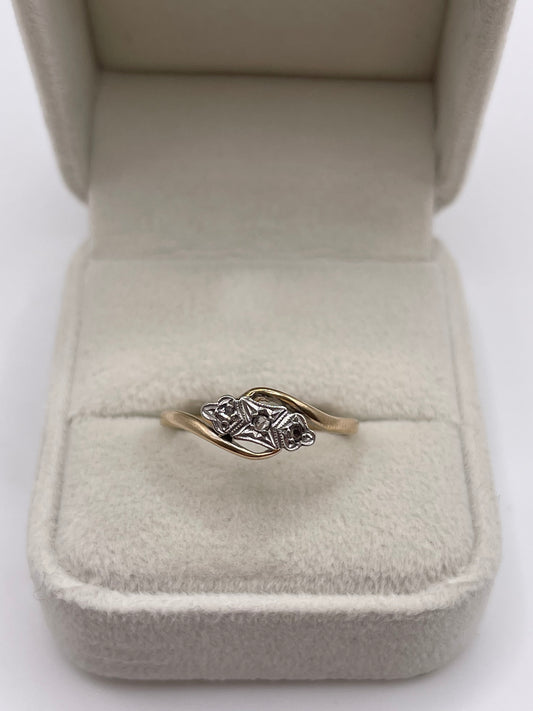 9ct gold platinum diamond ring