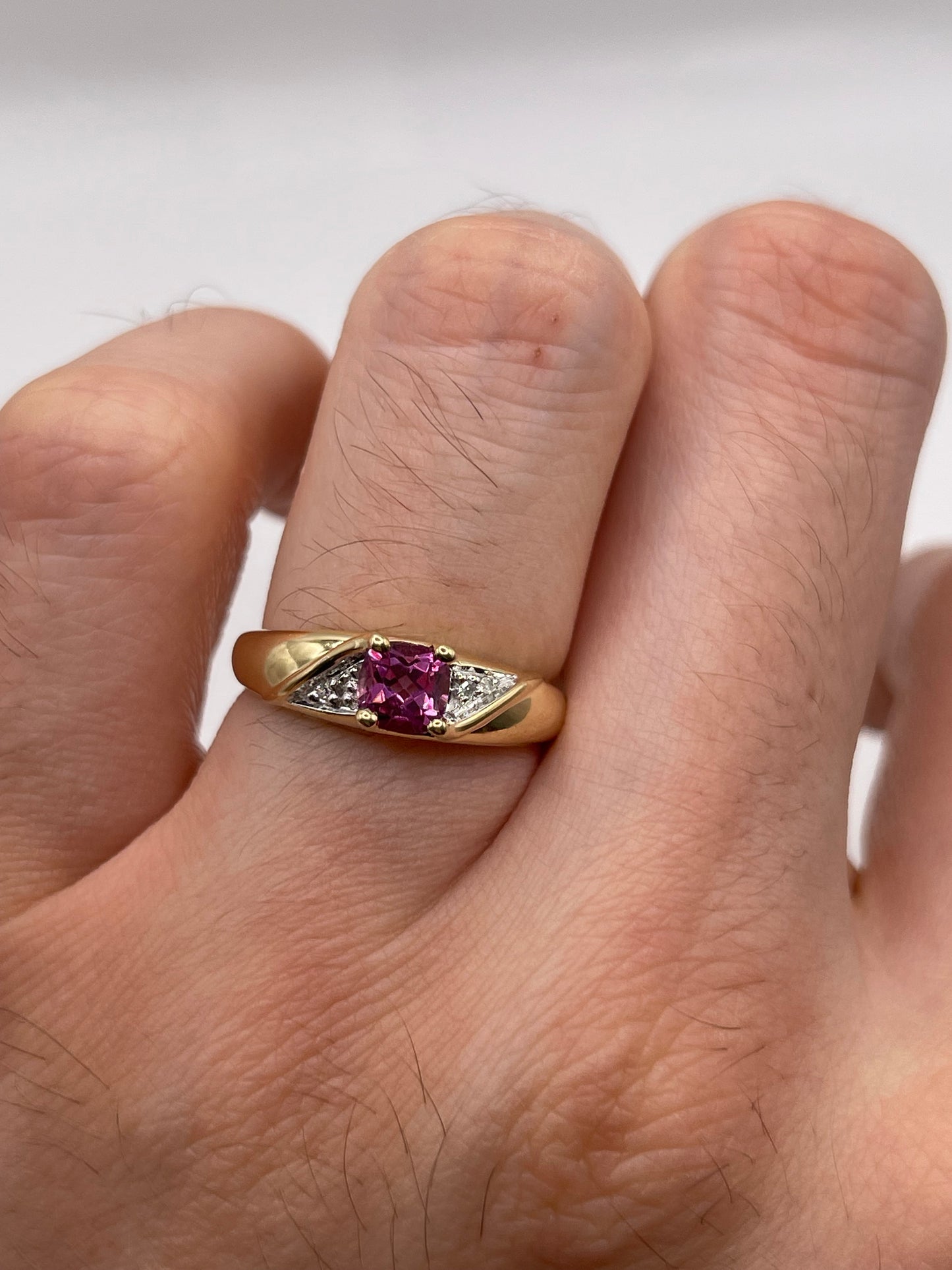 9ct gold pink topaz and diamond ring