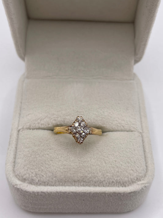 18ct gold diamond cluster ring