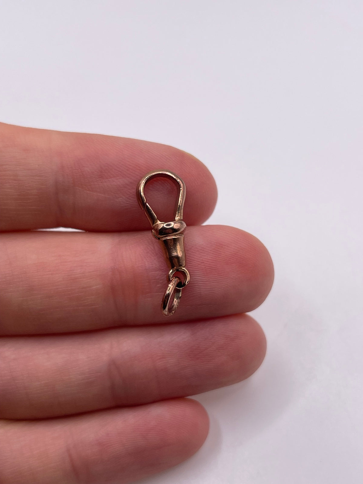 9ct rose gold dog clip 15