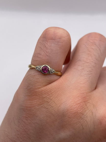 9ct gold ruby and diamond ring