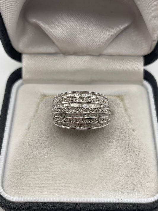 9ct white gold diamond cluster ring