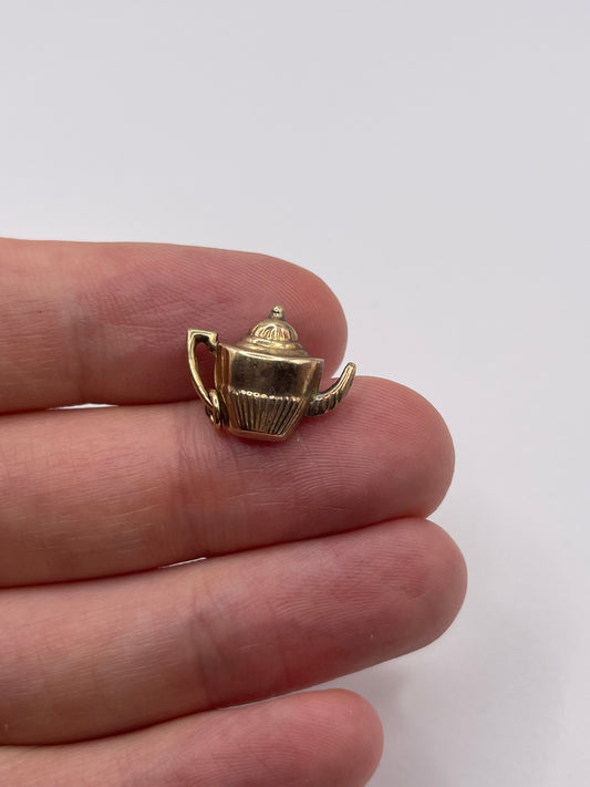 9ct gold teapot charm