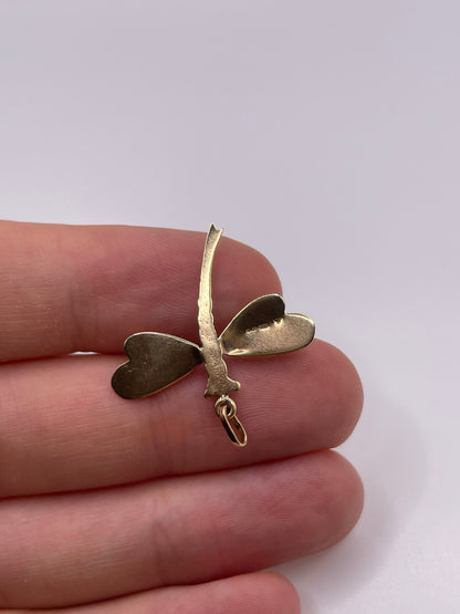 9ct gold dragonfly pendant