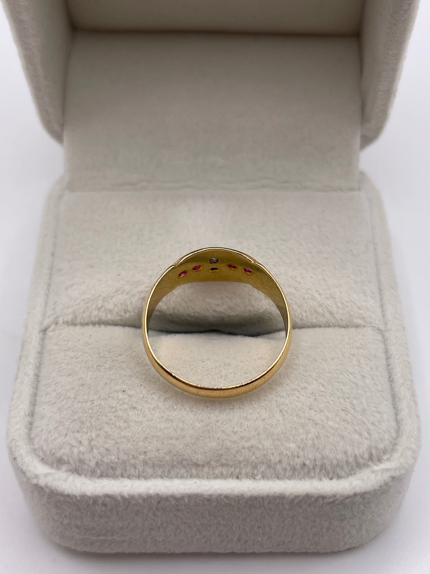 Antique 18ct gold ruby and diamond ring