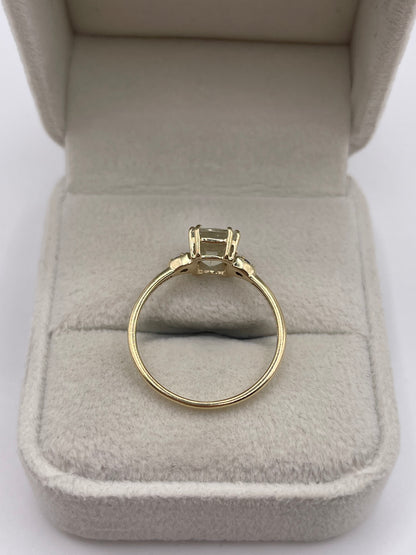 9ct gold quartz and sapphire ring