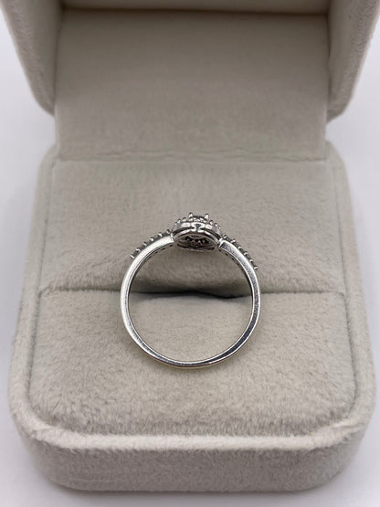 9ct white gold diamond cluster ring