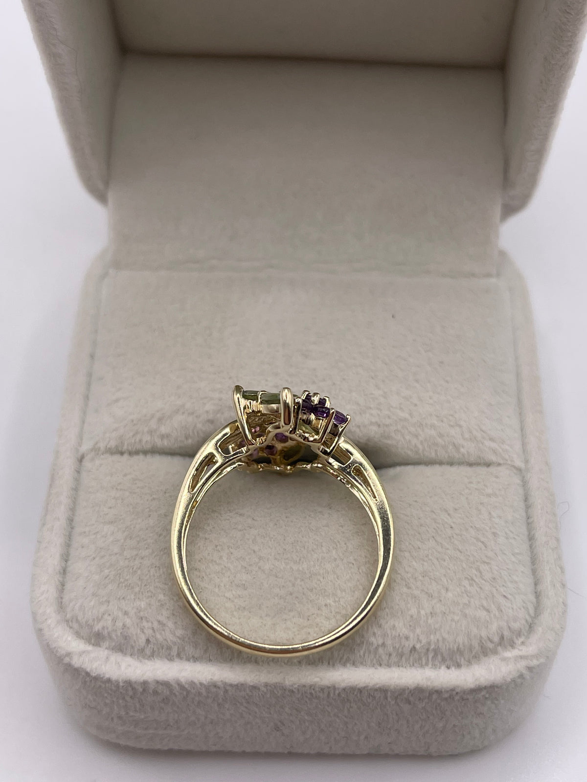 9ct gold amethyst and quartz ring