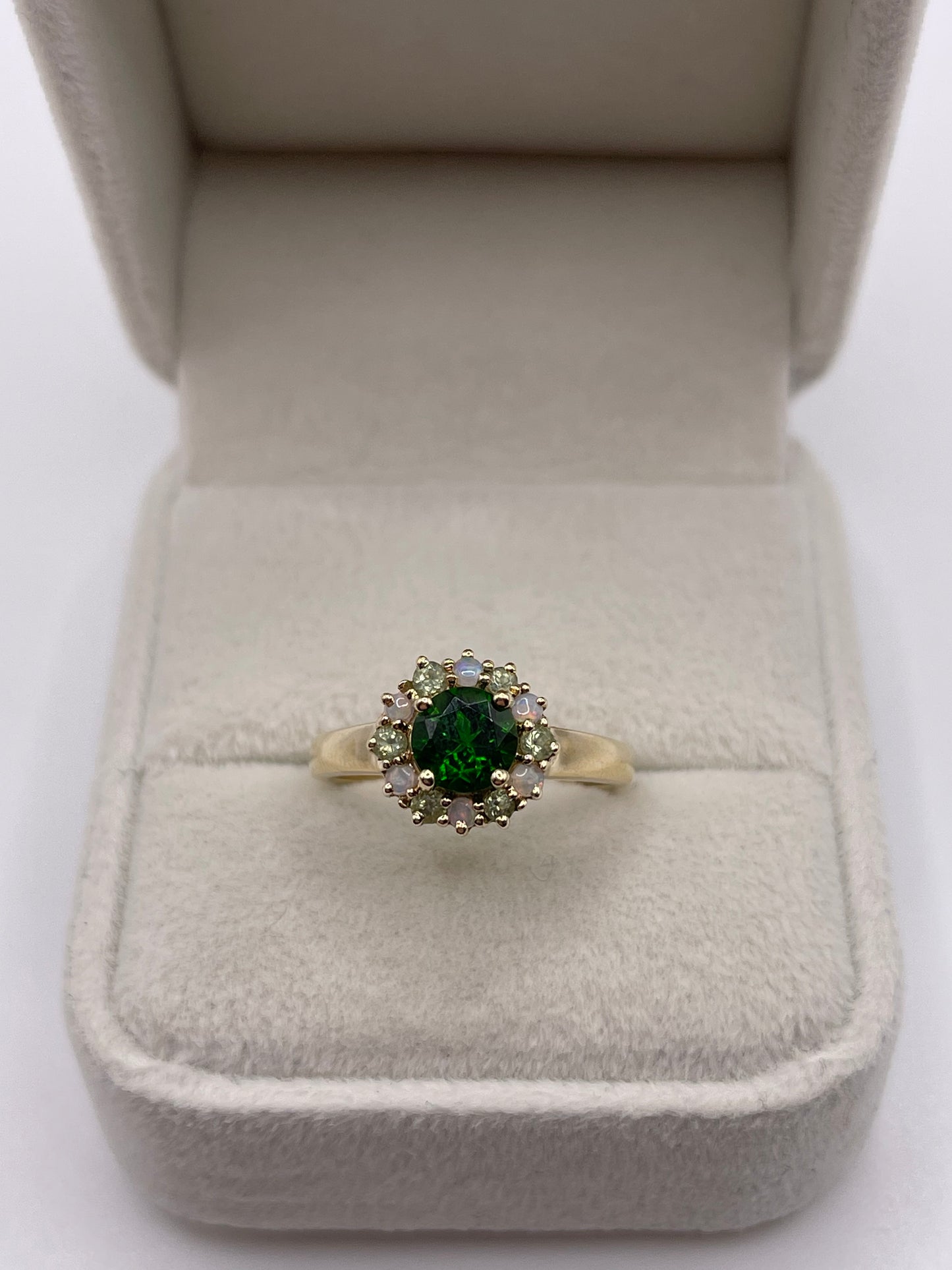 9ct gold diopside, peridot and opal ring