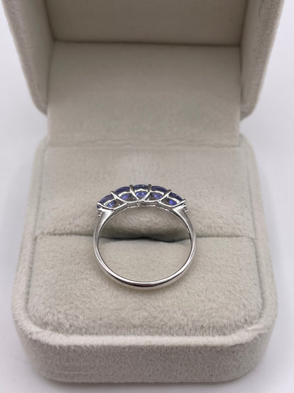 14ct white gold tanzanite and diamond ring