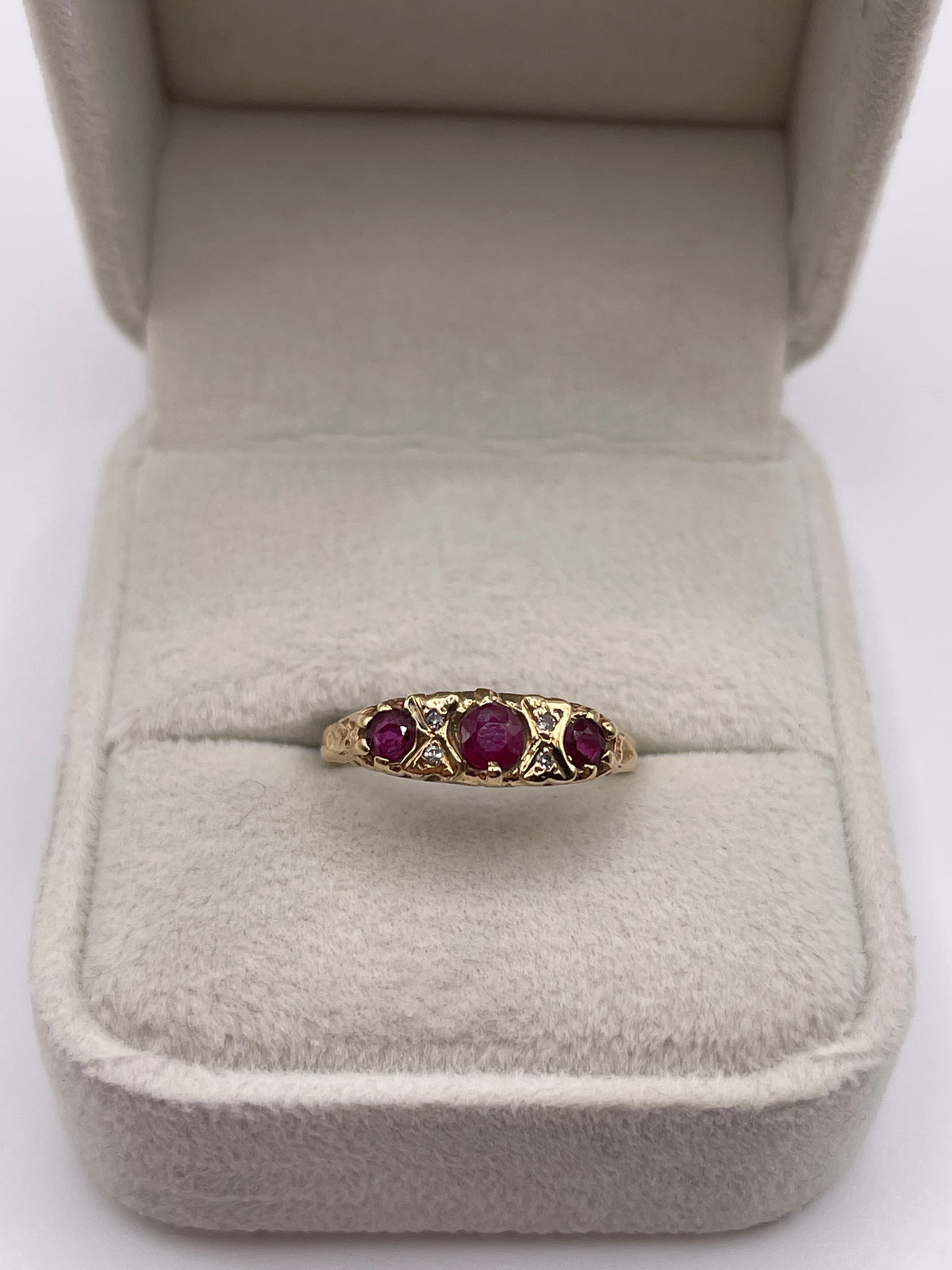 9ct gold ruby and diamond ring