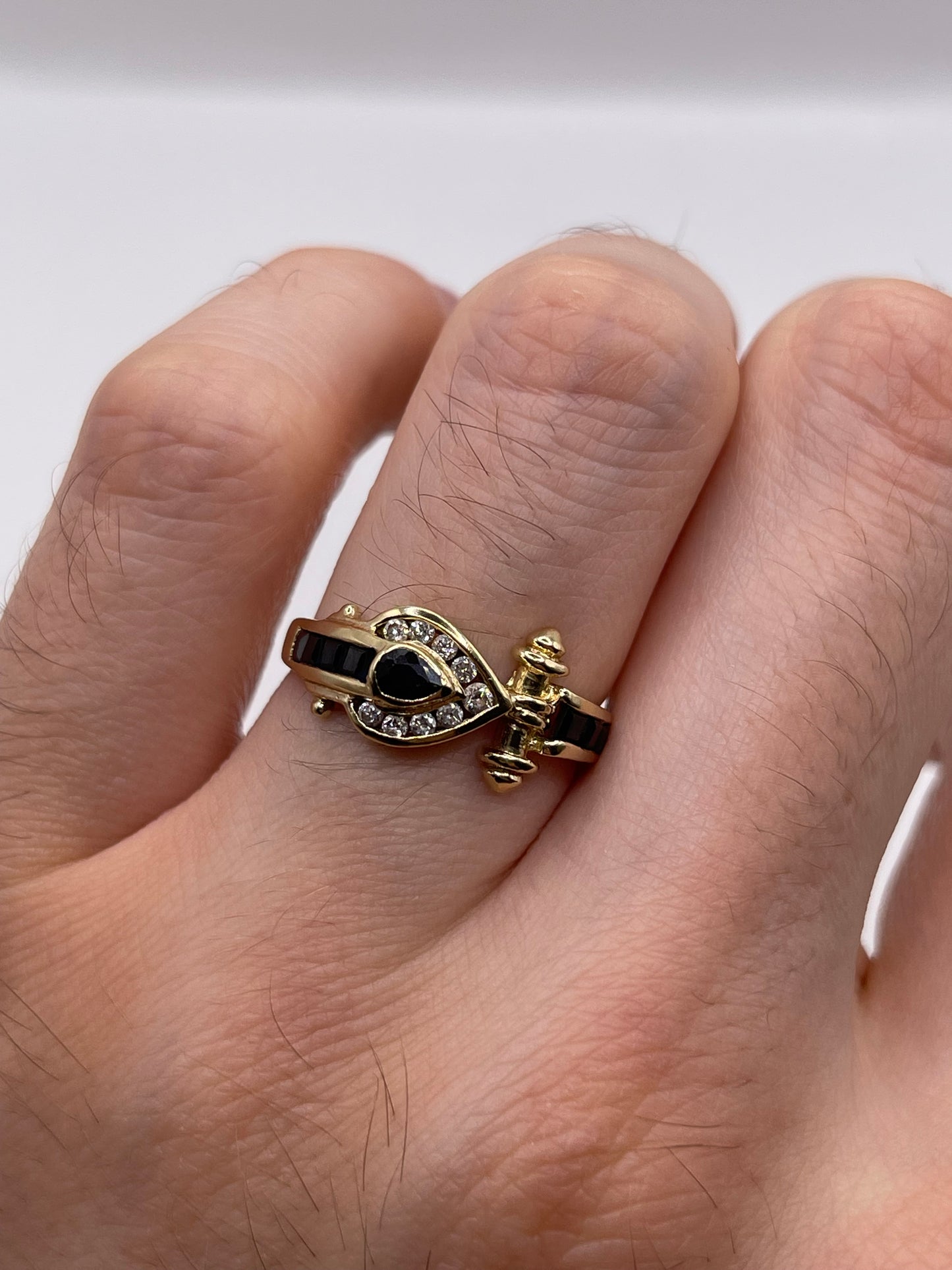 9ct gold sapphire and cz ring