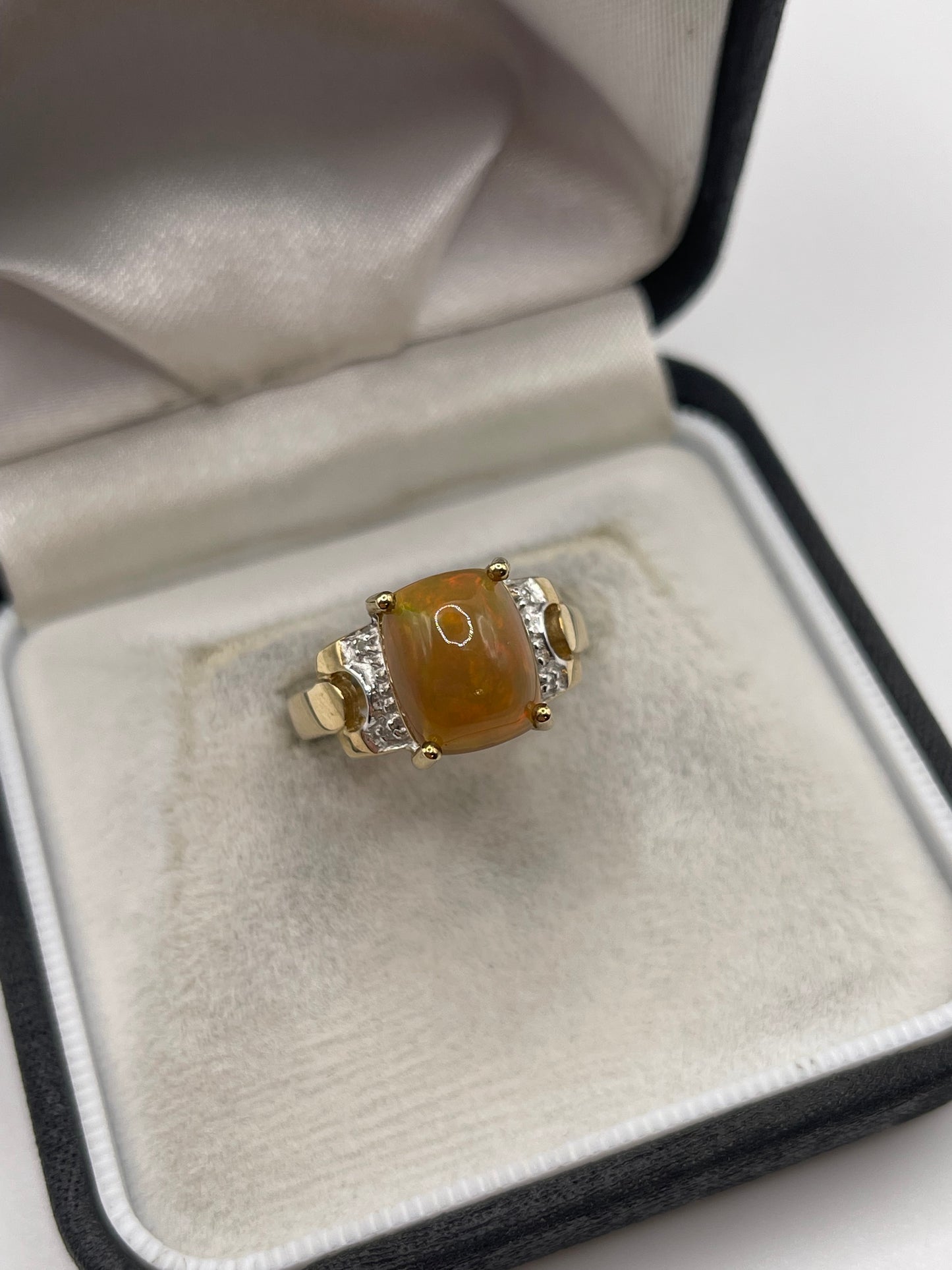 9ct gold opal and diamond ring