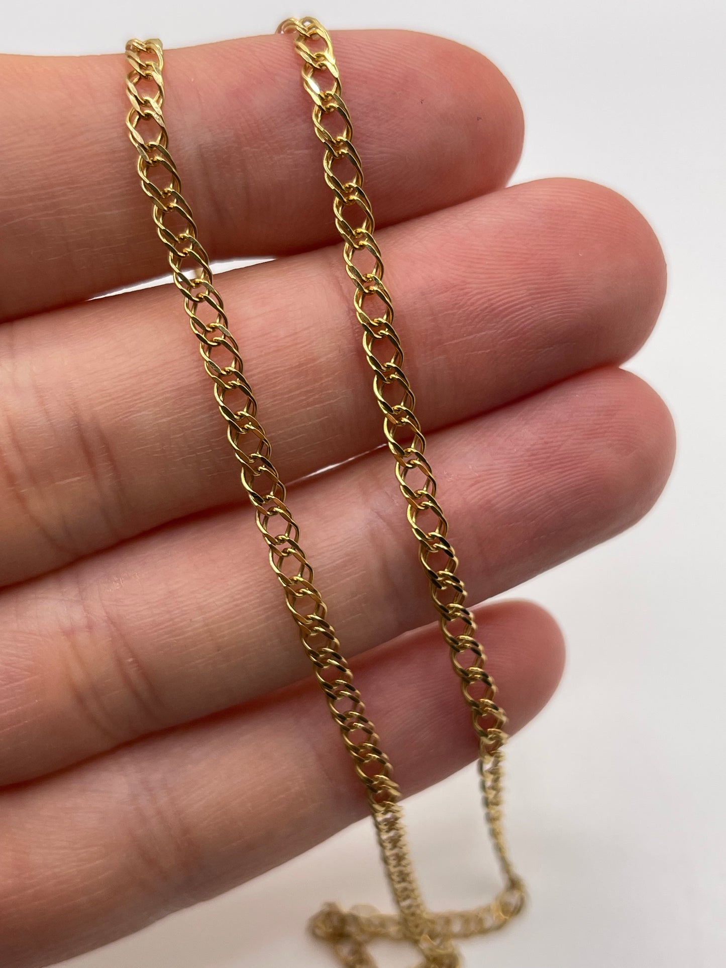 9ct gold chain 211