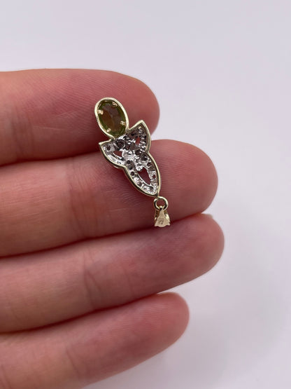9ct gold quartz and diamond pendant