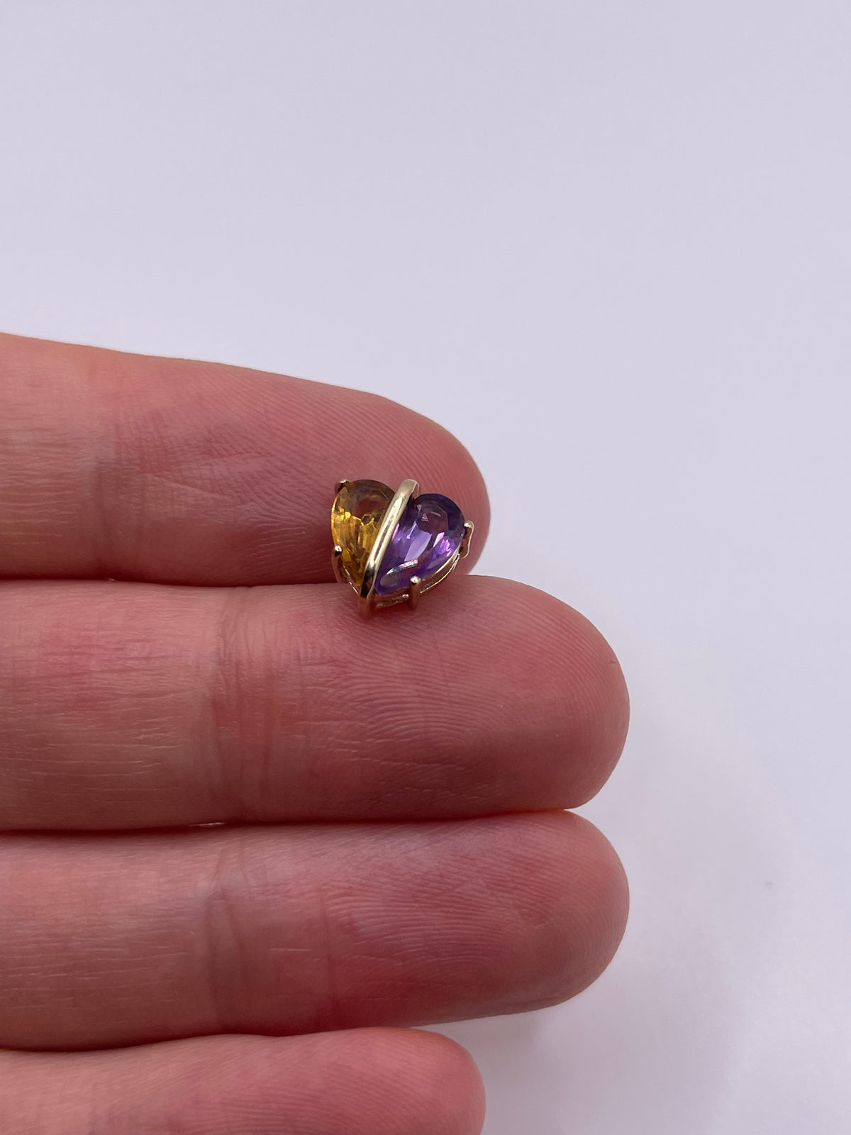 9ct gold citrine and amethyst pendant