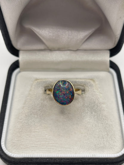 9ct gold black opal triplet ring