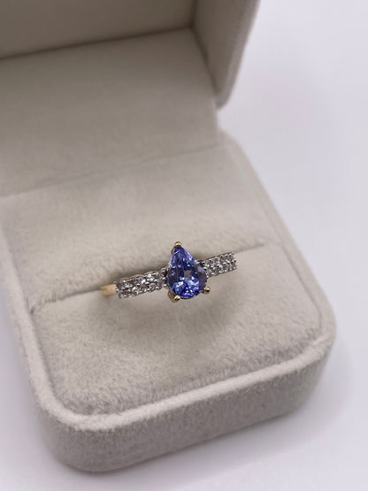 9ct gold tanzanite and zircon ring