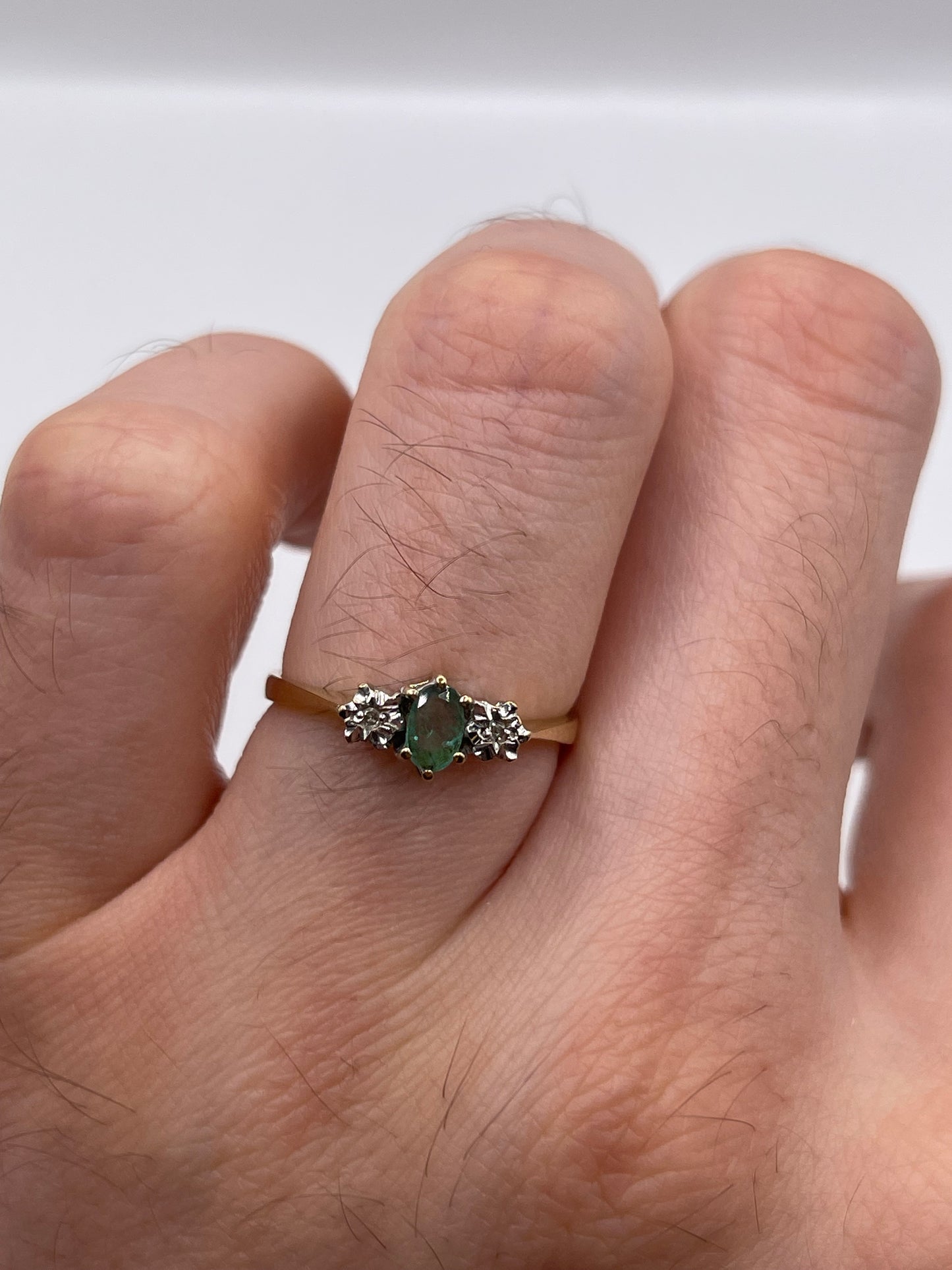9ct gold emerald and diamond ring