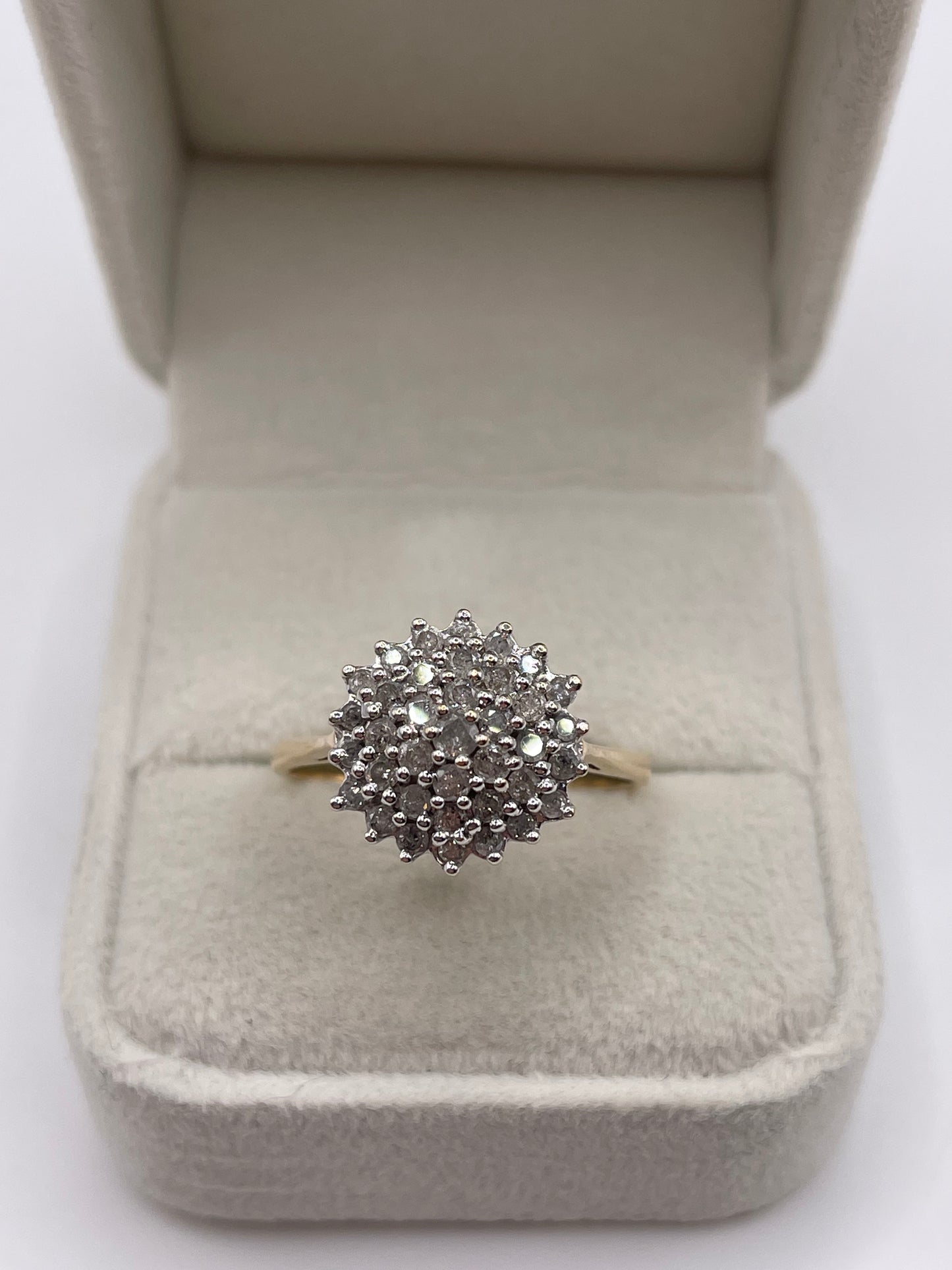 9ct gold diamond cluster ring