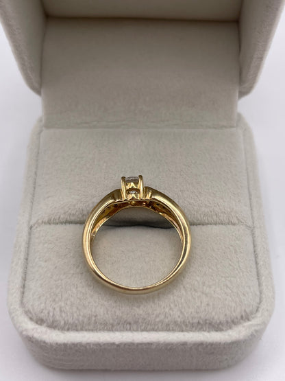 9ct gold rainbow moonstone and zircon ring