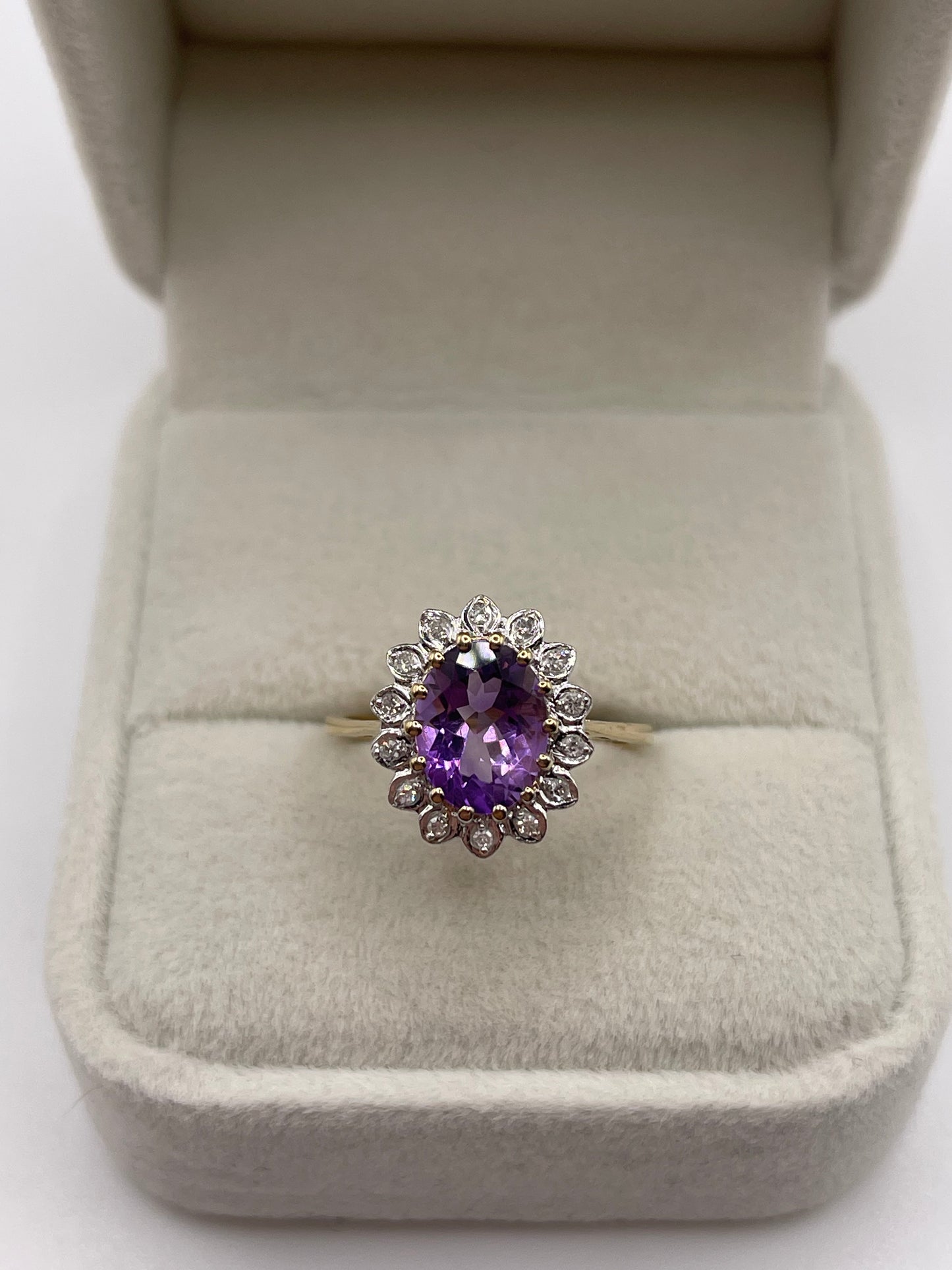 9ct gold amethyst and diamond ring