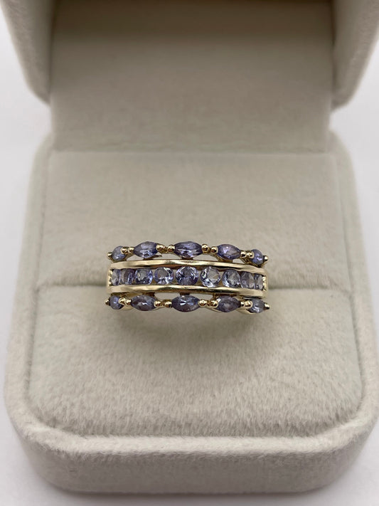 9ct gold tanzanite ring