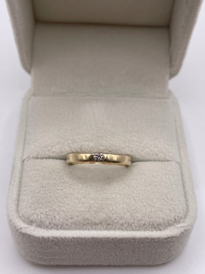 9ct gold diamond ring