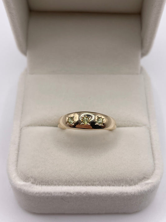9ct gold peridot gypsy ring