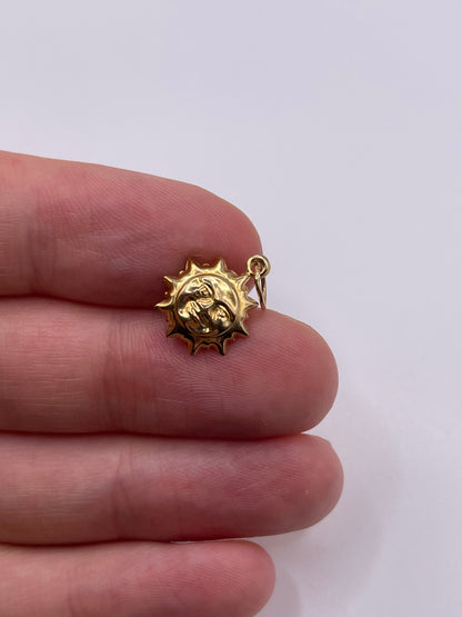 9ct gold sun charm