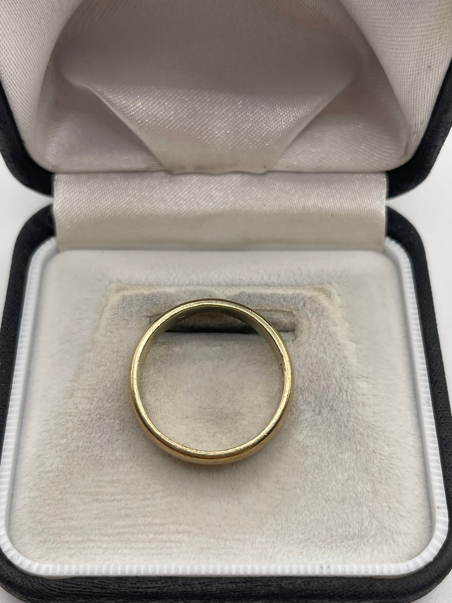 Clogau 9ct gold band