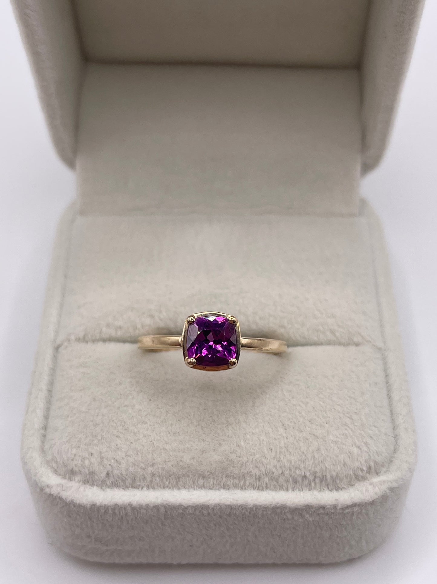 9ct gold tourmaline ring