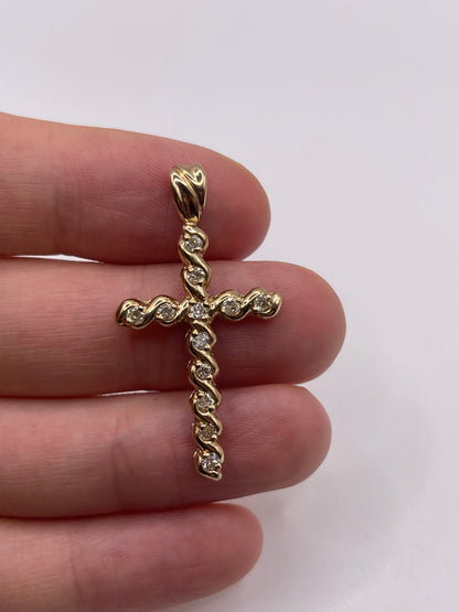 9ct gold diamond cross pendant